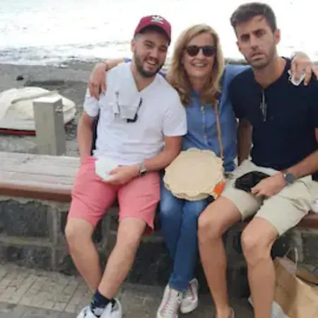 Sobre El Mar En Edificio Magallanes Apartamento