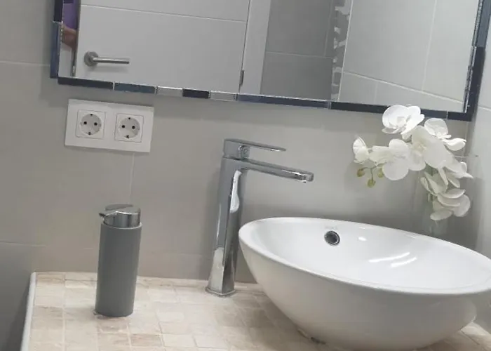 Sobre El Mar En Edificio Magallanes El Medano (Tenerife)